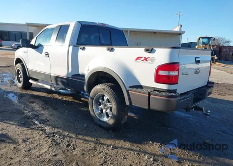 2005 Ford F-150 Fx4/Xlt z USA, uszkodzony, nr VIN 1FTPX04585KD20341